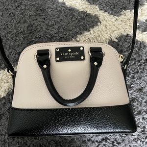 Mini Kate Spade Cream And Black Purse